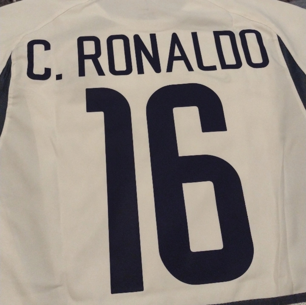 Cristiano Ronaldo Portugal jersey 2002-2003